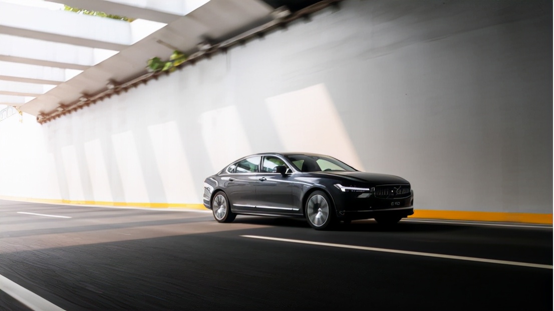 以细节见豪华：在沃尔沃S90里享受豪华的私人空间