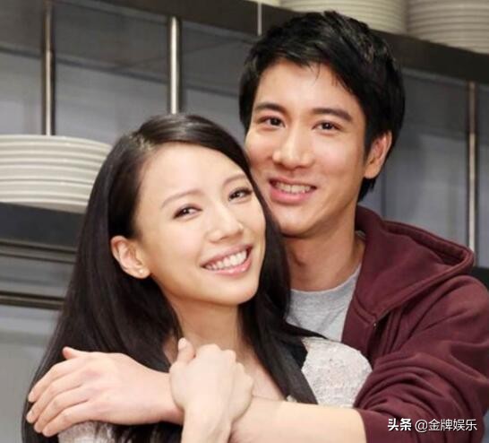 台媒曝王力宏决定与李靓蕾分开居住！男方将回到中正区的豪宅