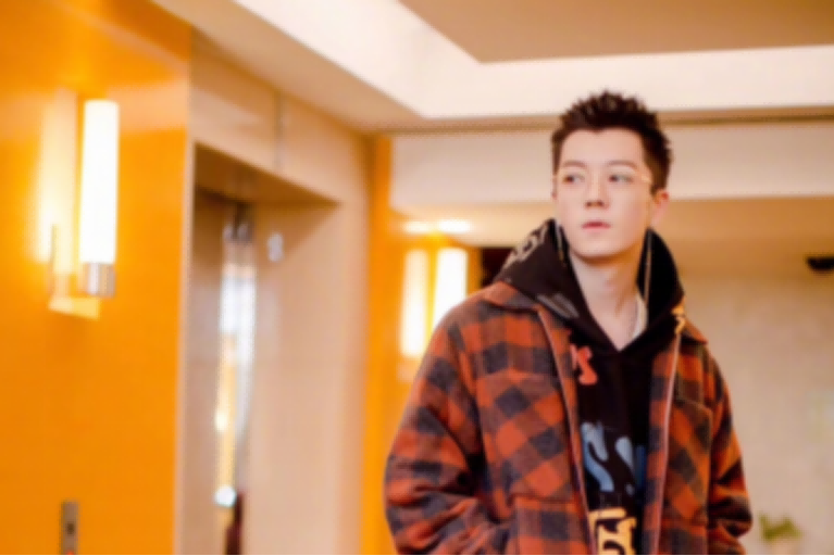 娃娃脸我只服这12位明星！有人30岁还能演高中生，个个青春永驻