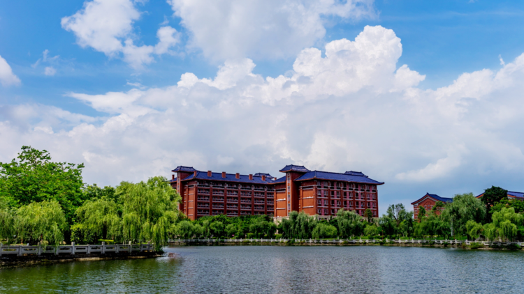 南方医科大学（12121）2022年成人高等教育招生简章