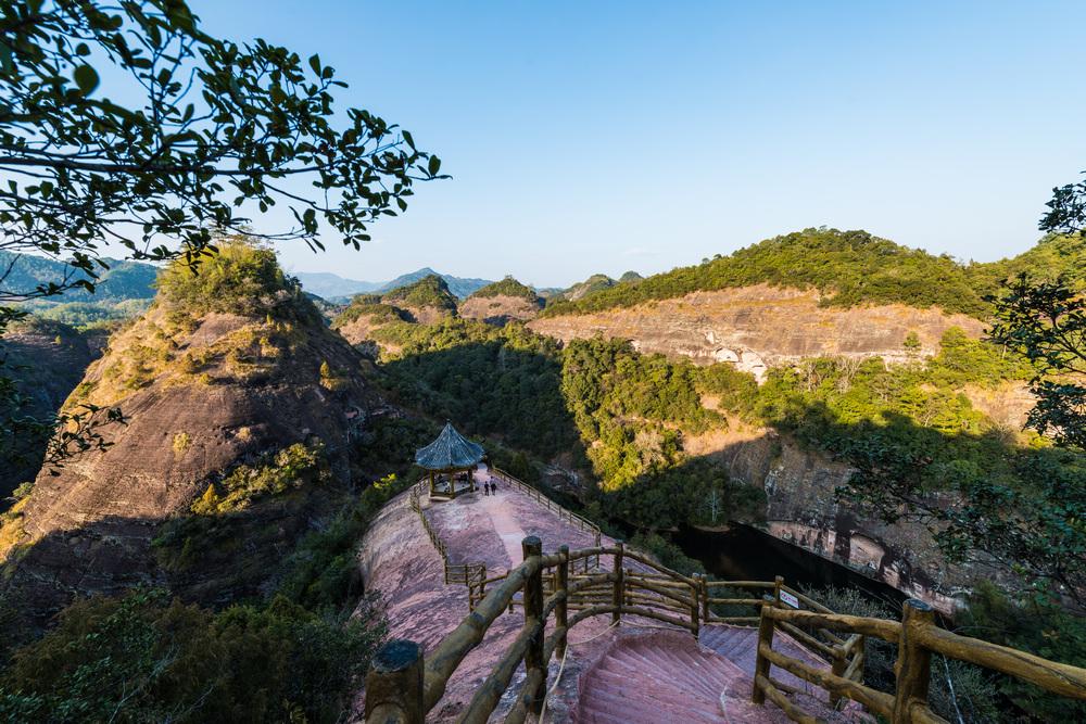 福建值得去的景区，兼有多种地质遗迹，是一个综合性地质公园