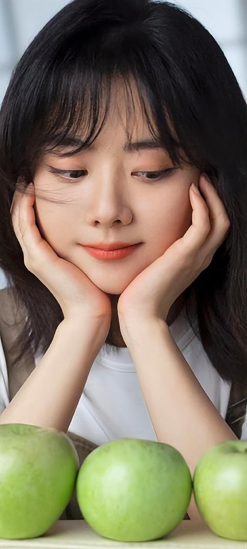 谭松韵越来越年轻，少女感十足2