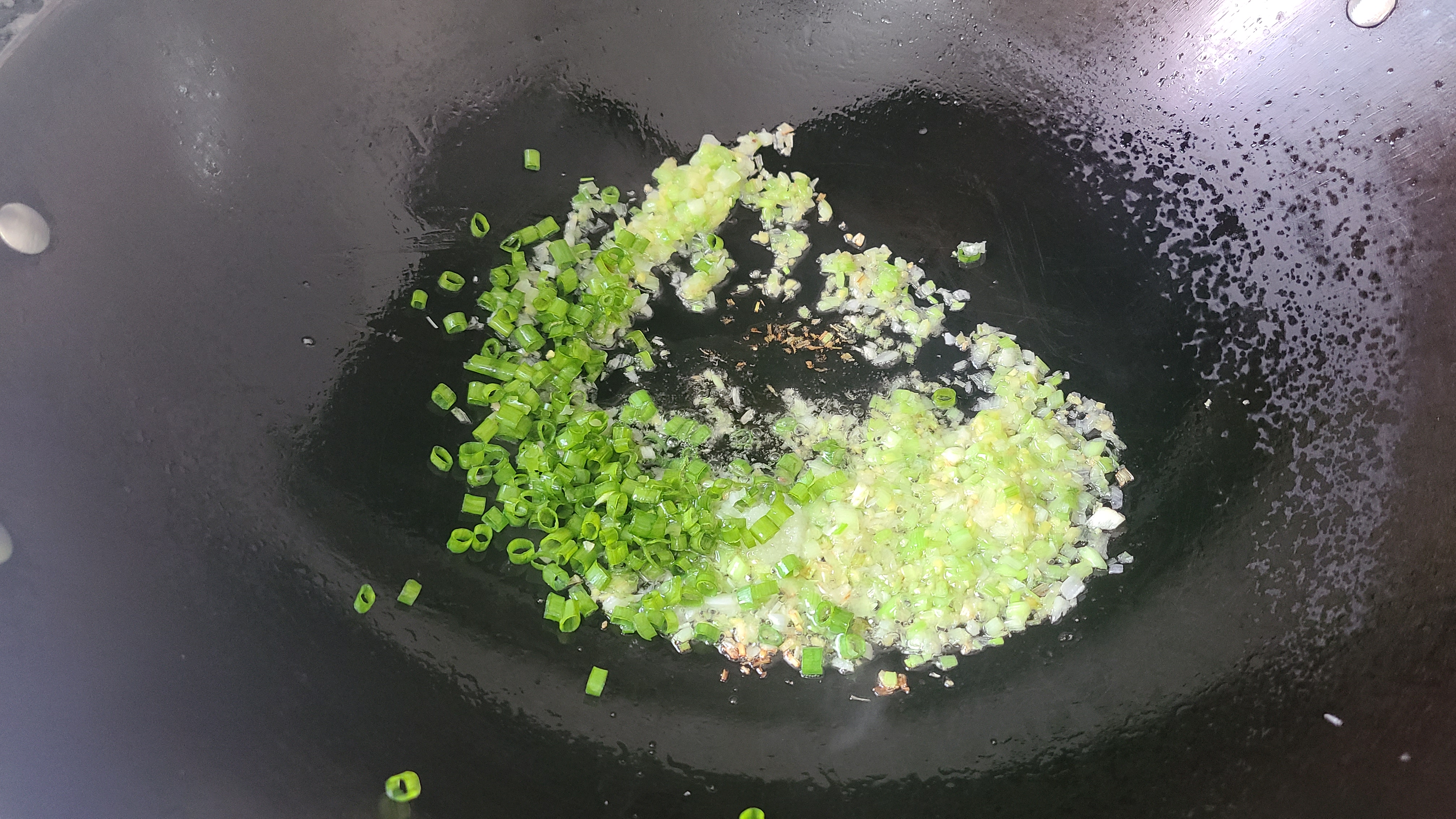 葱油手撕鸡在广东出了名，手把手教你做出来，好吃味美香味浓