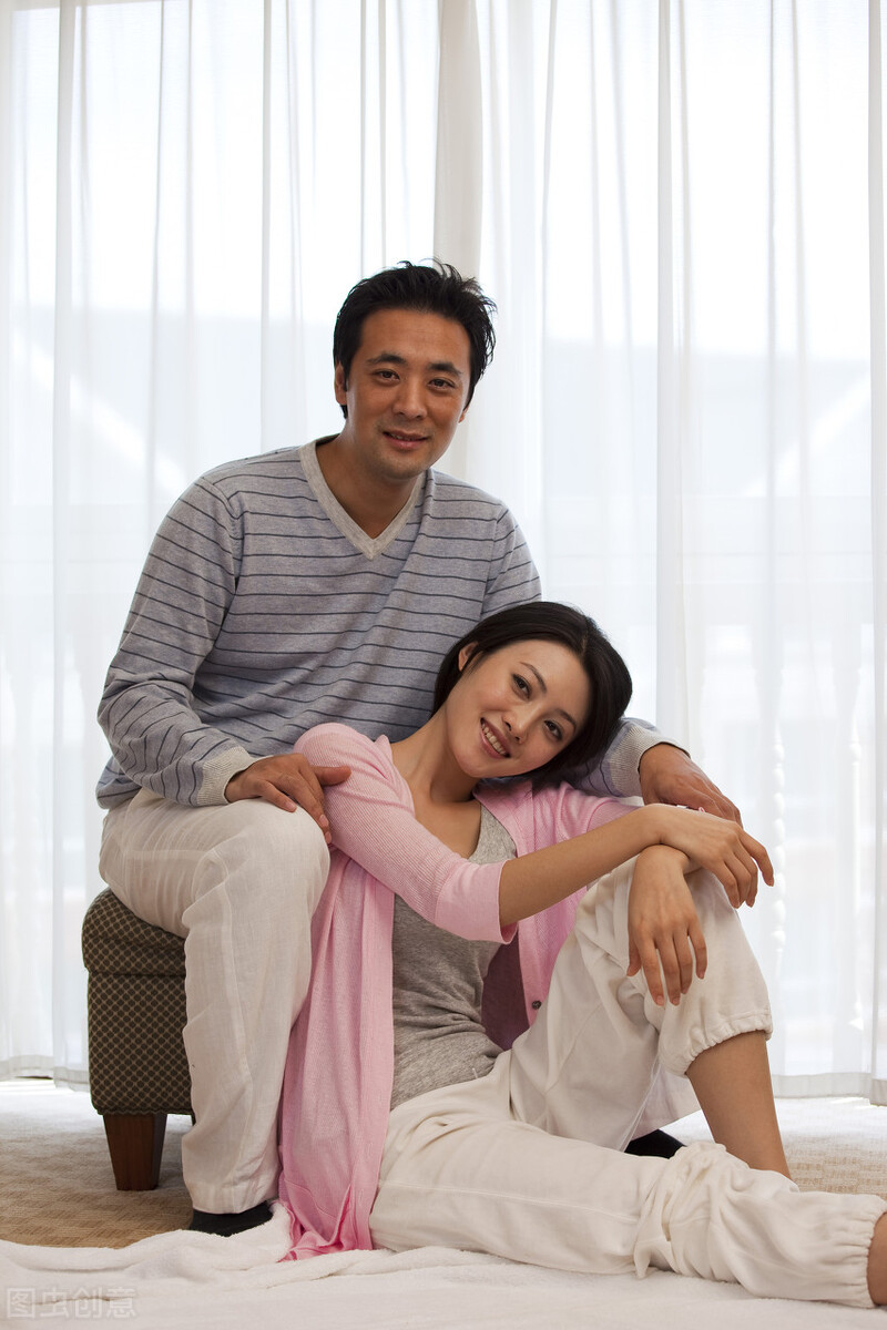 高情商老公忽悠老婆,明知道没有道理却哄的老婆笑嘻嘻