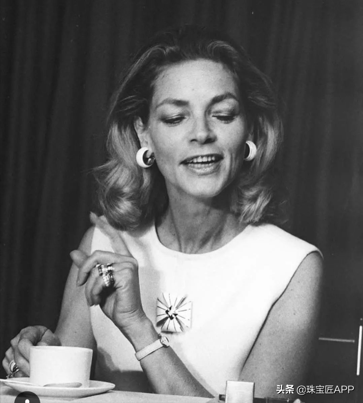 世界顶级珠宝品牌，曾霸屏美国珠宝界，他是天赋异禀的珠宝鬼才