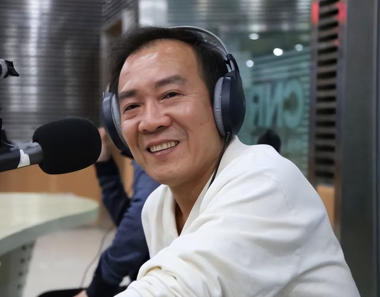 侯耀文前妻袁茵,婚內出軌其師侄戴志誠,他們之間有什么恩怨糾葛
