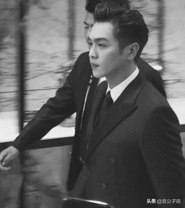 6位长得平平无奇，却越看越帅的男星，个个是实力派
