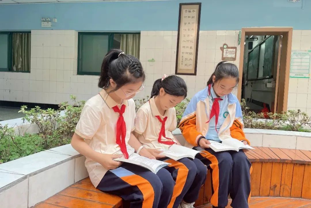 与你分享，我在四川天府新区南湖小学的精彩校园生活