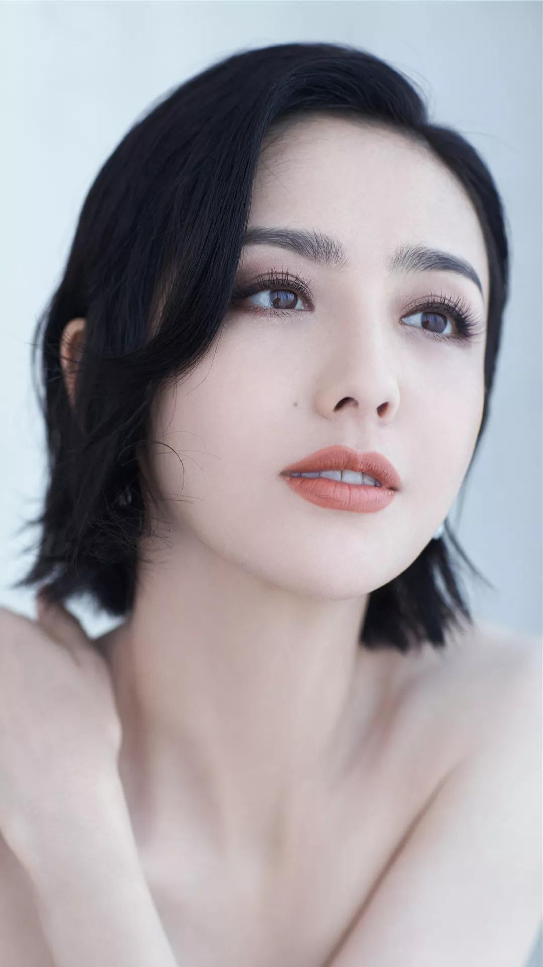 佟丽娅：甜美恬静，温婉优雅，美丽大方