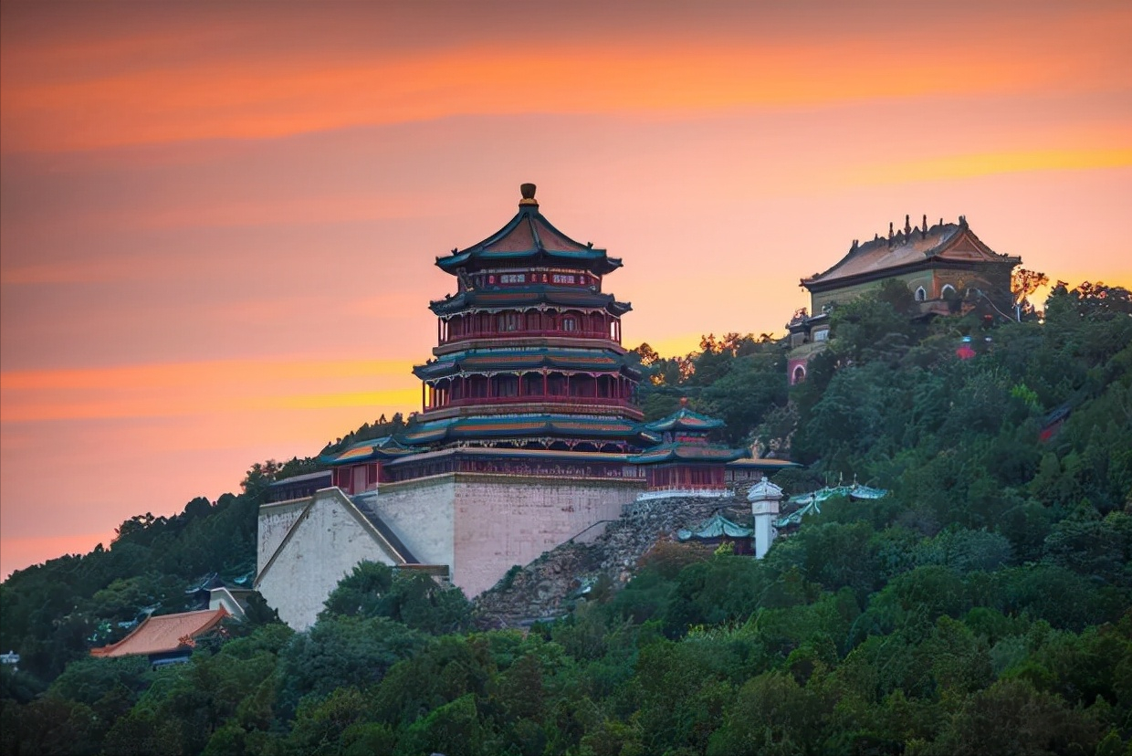 中国十大名寺：千年古刹建筑群的辉煌传承