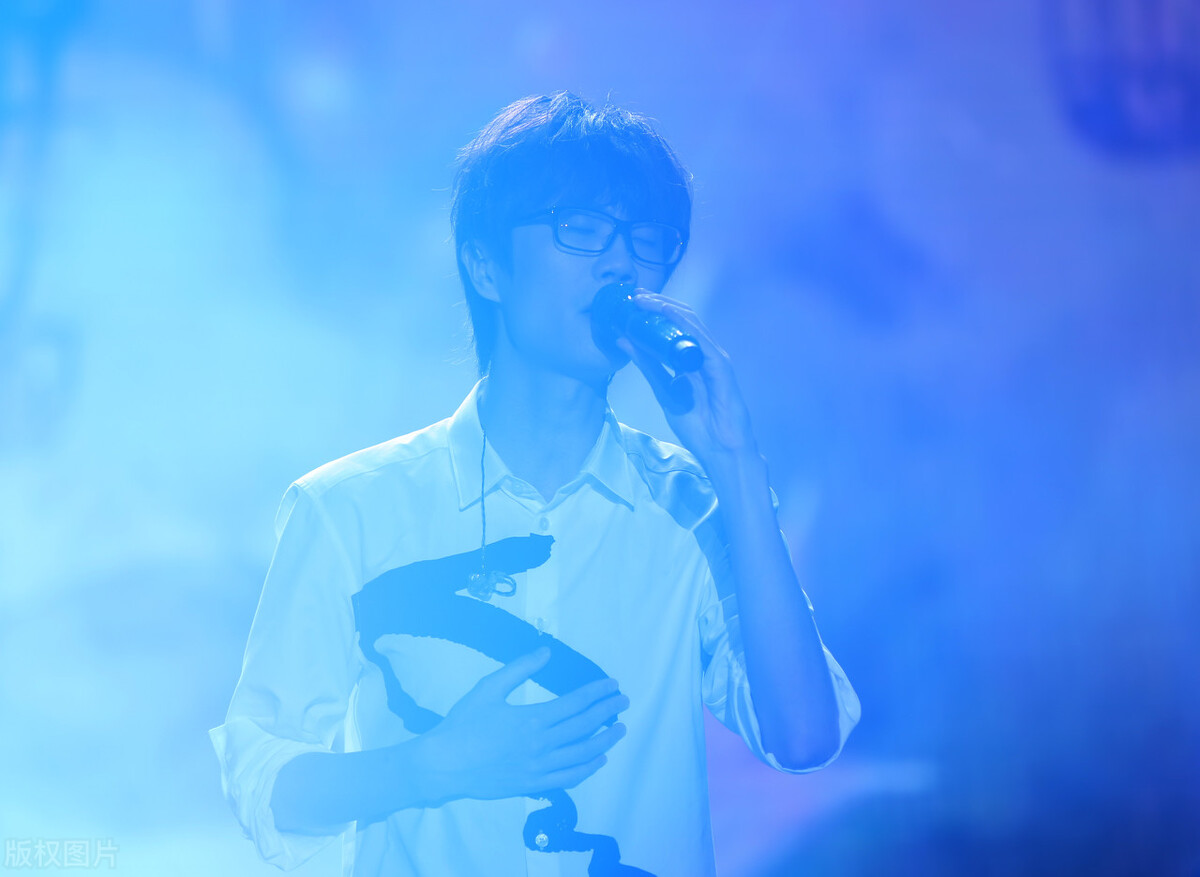 十五年前火爆全网的《断桥残雪》，你真的听懂了吗？