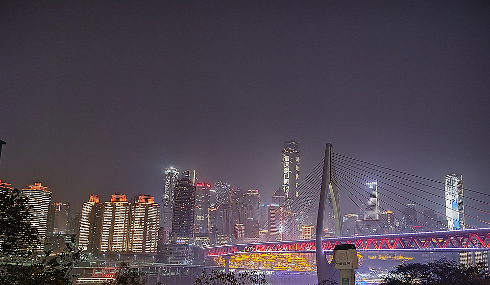 一亿像素细节有多精湛？荣耀60 Pro手机夜景随拍