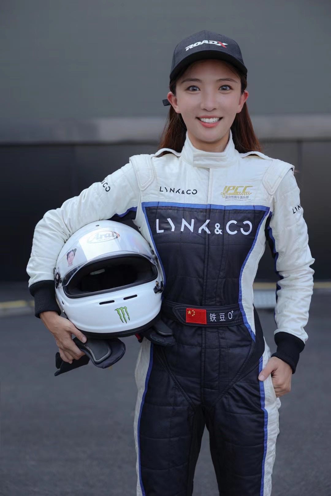 抖音百万粉博主铁豆热爱滑雪登上央视体育能激励人