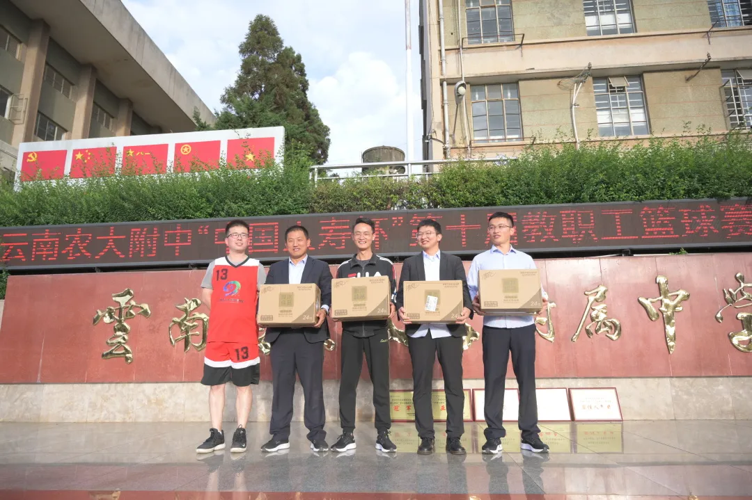 271教育丨超燃!球场上,不一样的老师们