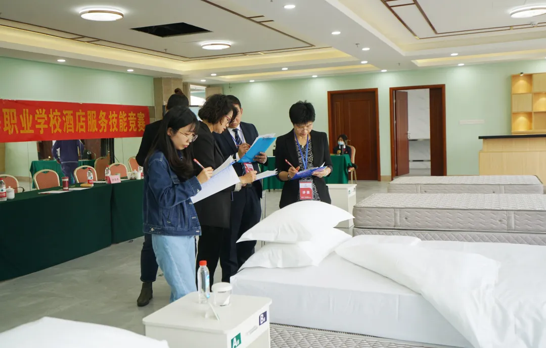 广州旅商在市中等职业学校学生职业技能竞赛酒店服务类大赛获佳绩