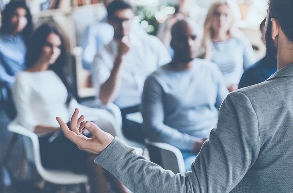 企业内部培训的目的是什么？越来越多的公司开始使用在线培训系统