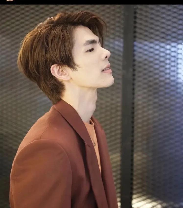 戏里戏外的都是少爷的“张泽毅”