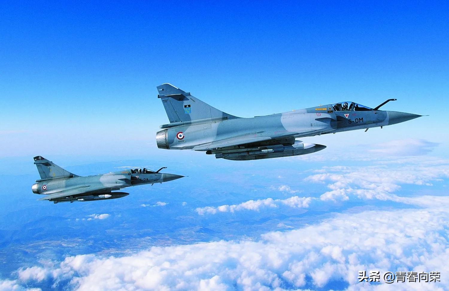 壮志凌云2火爆全球，推荐几部军事迷必看的空战电影