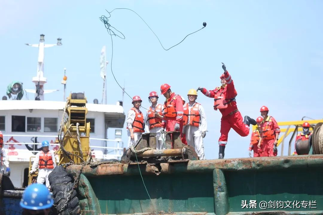 周末散文五人行｜大连湾海底筑梦