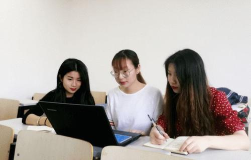 2所被网友调侃为“双胞胎”的理工大学，一所是211，另一所是普本