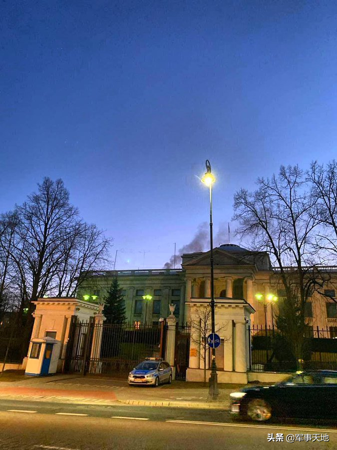 �����ֲȺ��߷���ս�ź� ��ǰ˾��ǿӲ�Ż�����������ս�����״ݻ�