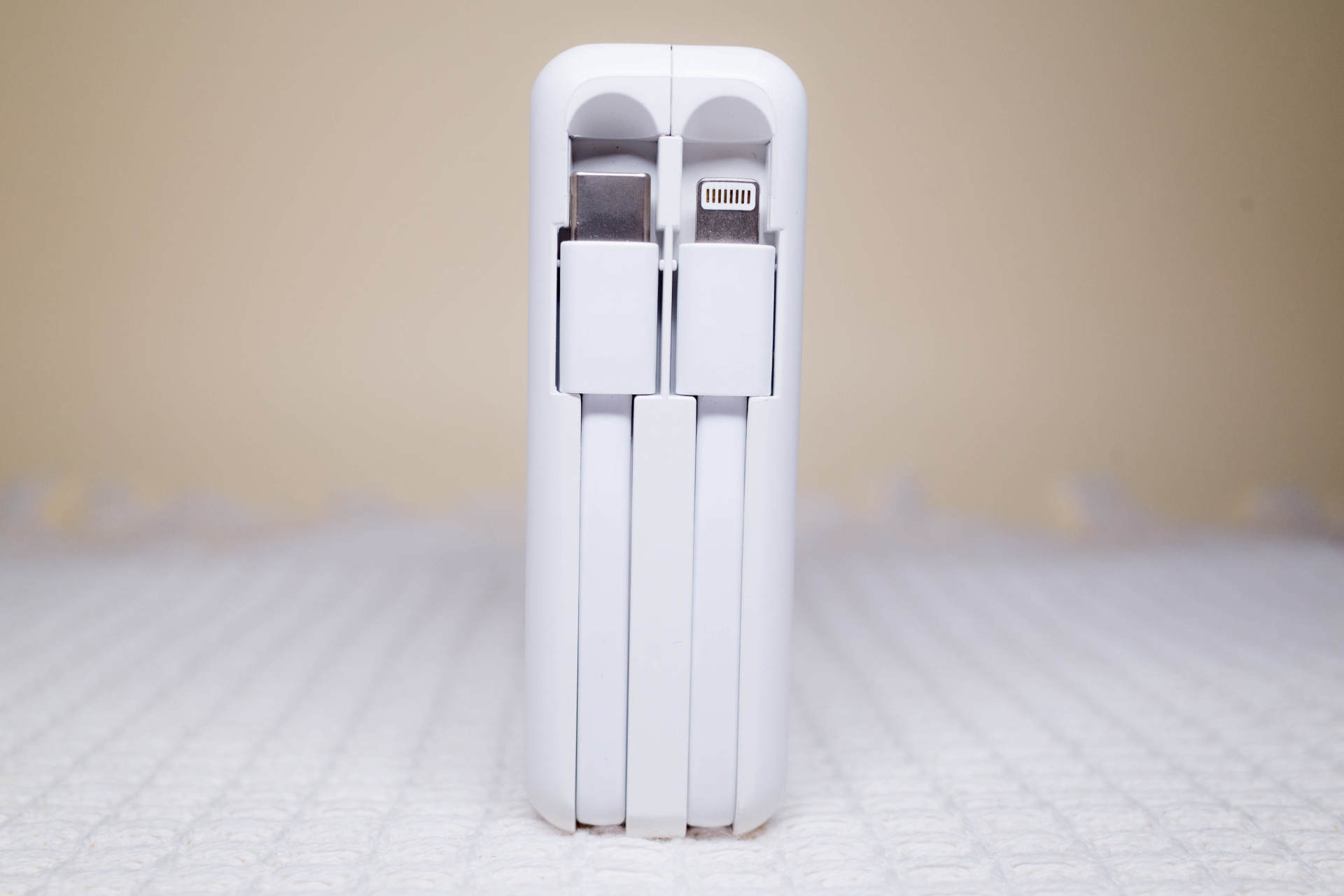 摆脱充电焦虑：Sanag K12S Pro多合一电源适配器