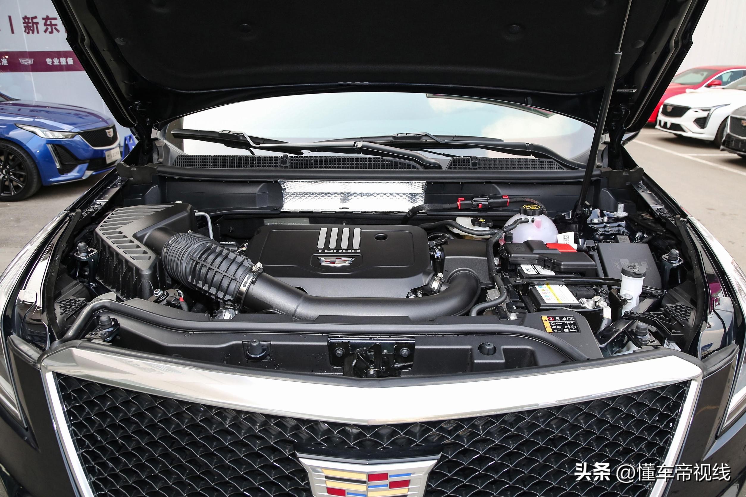 新车 | 售40.27万，2023款凯迪拉克XT5尊贵型上市，增自适应巡航等
