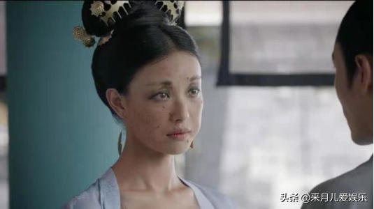 这才是不糊弄观众的有效扮丑，变美的时候惊艳反差大，令人惊叹