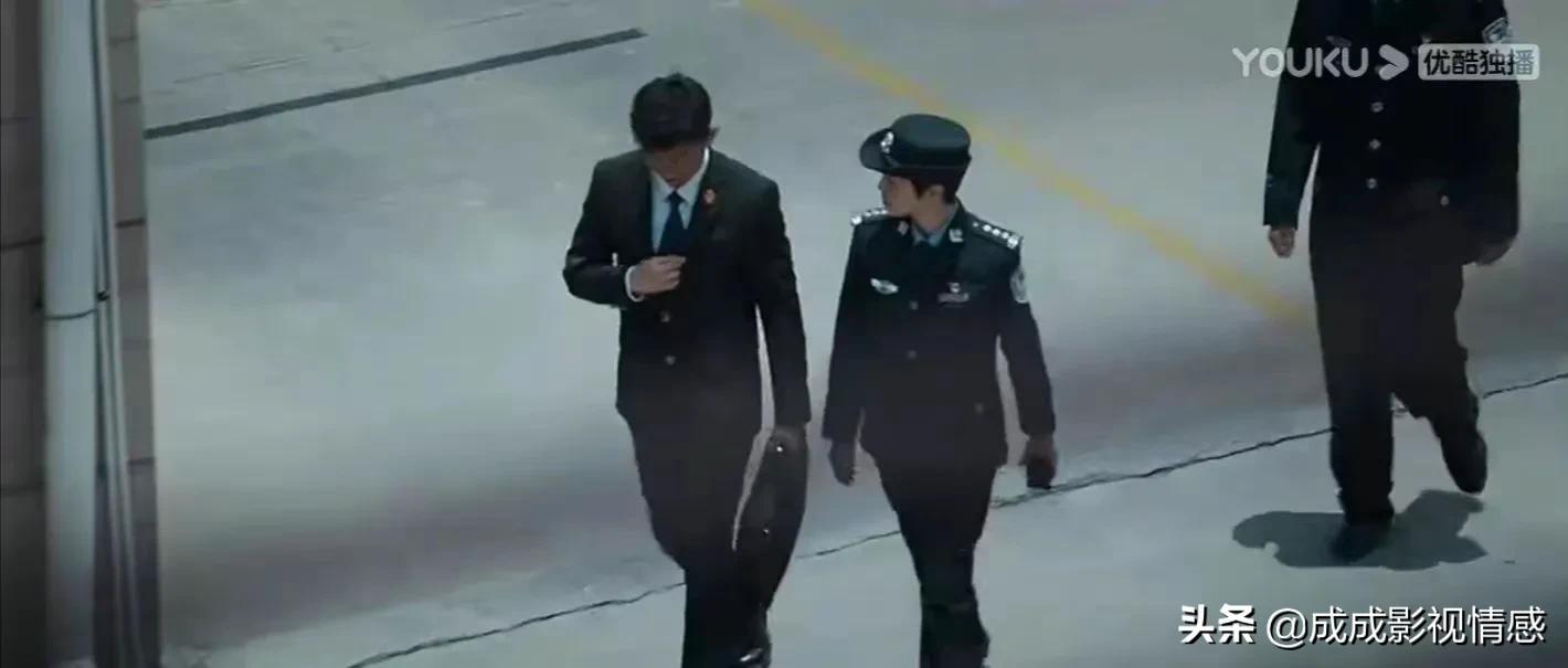 指纹编剧，夏雨、罗晋联手，“津港宇宙”之《庭外》首播有点失望