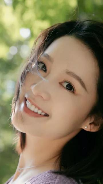 李沁：清新脱俗，气质独特，妩媚动人，魅力十足