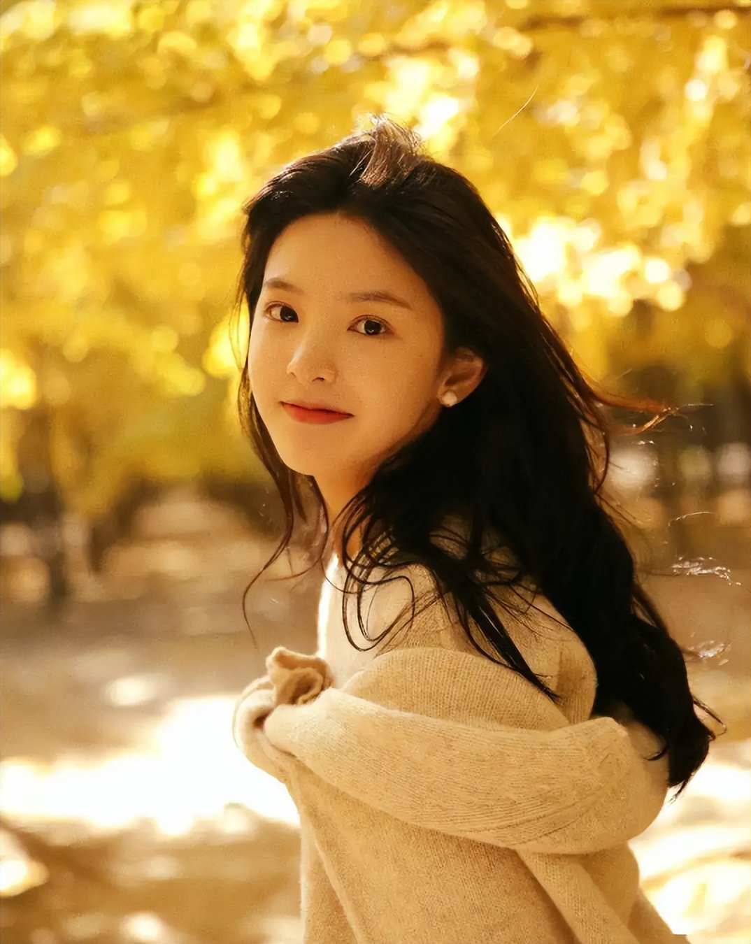 有人资源顶天，有人演技炸裂，95后小花竞争激烈，谁能突出重围？