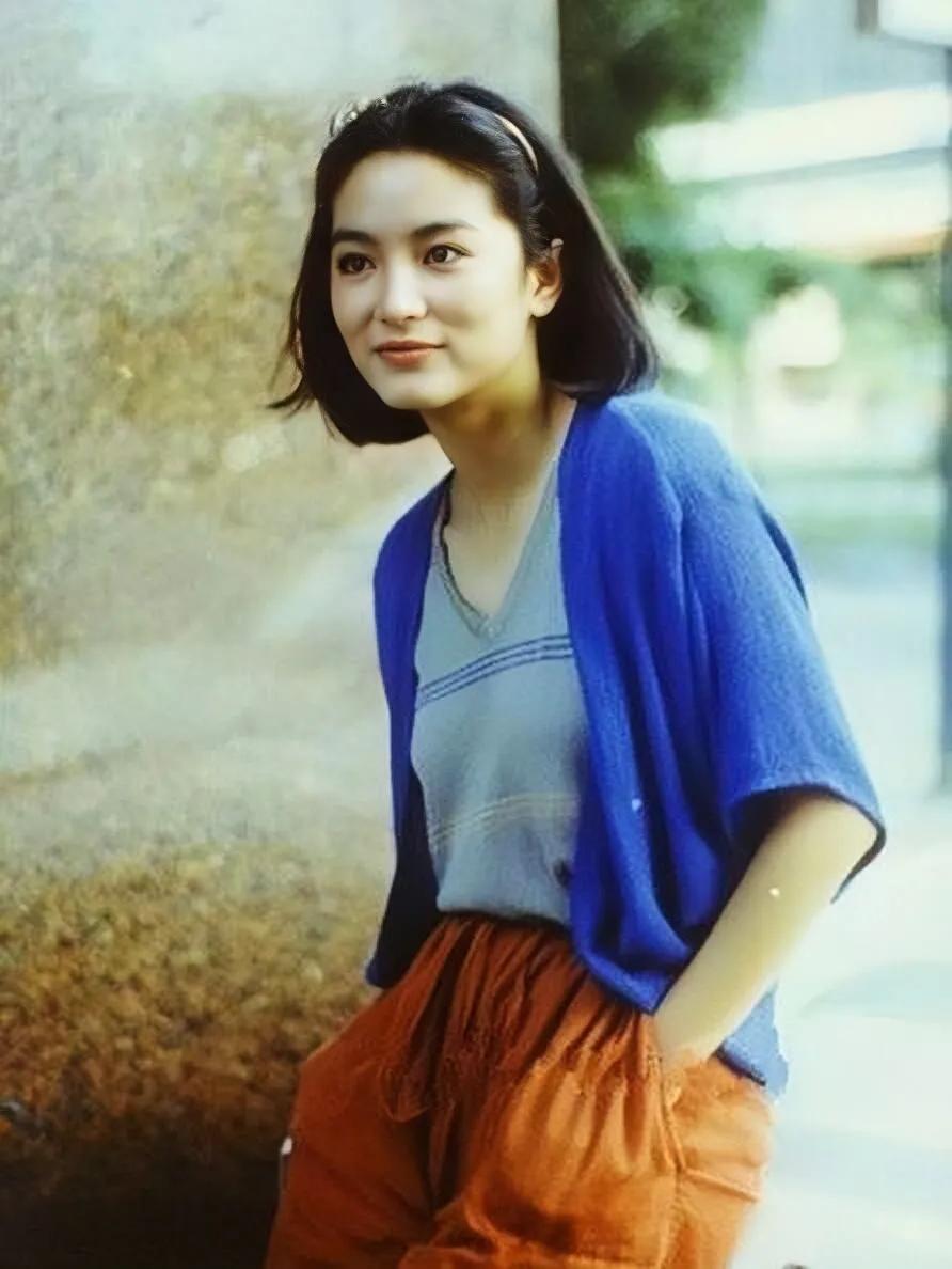 林青霞年轻时真是惊艳了时光