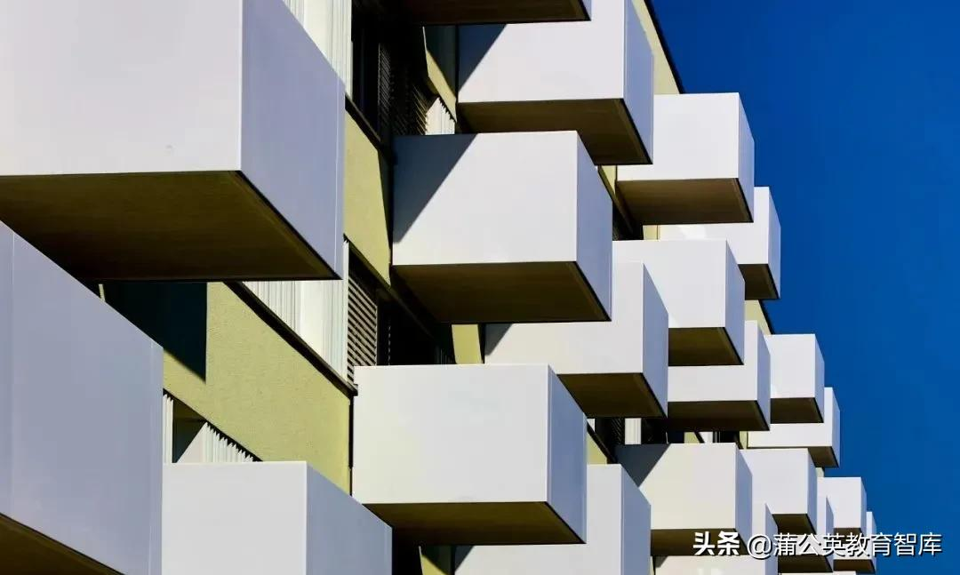 学校组织架构各有千秋，最能激活教师发展的长什么样？