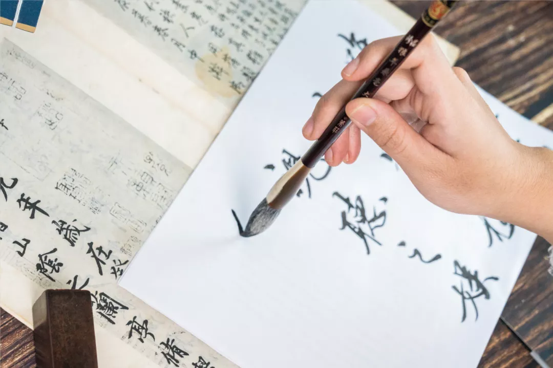 中国传统文化 |《论语》亲子伴读+书法研习，于湖畔传承文化经典