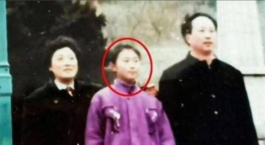 独生女曹茜留学失联17年，父母离世也不回家，怨恨父母控制欲太强