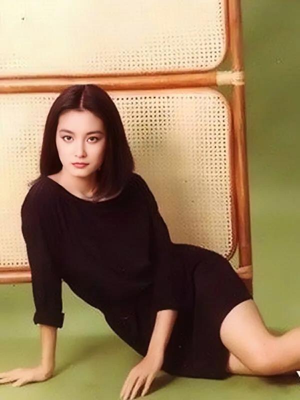 林青霞年轻时真是惊艳了时光