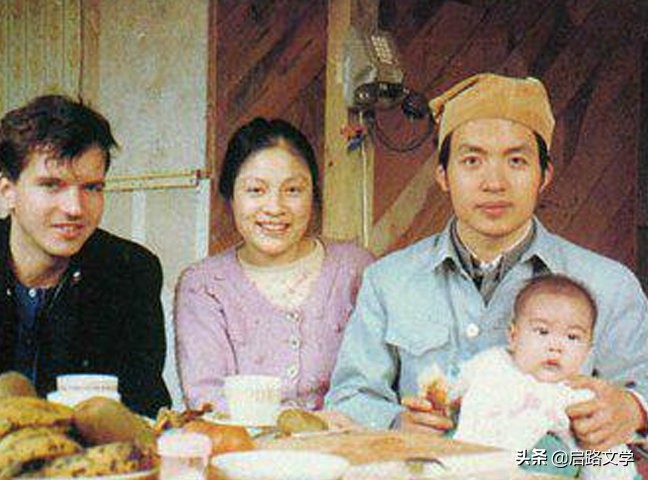 顾城十首很经典的爱情诗，充满哲理和朦胧意境，让人佩服他的才华