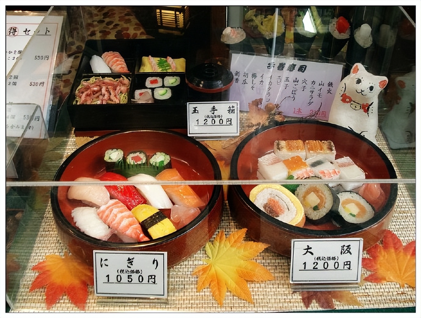 日本大阪旅游，逛“心斋桥”步行街，看大阪古城与街景