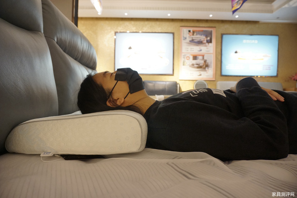 芝华仕AI智眠枕测评：完成度高 实用性强 一款好用的智能产品