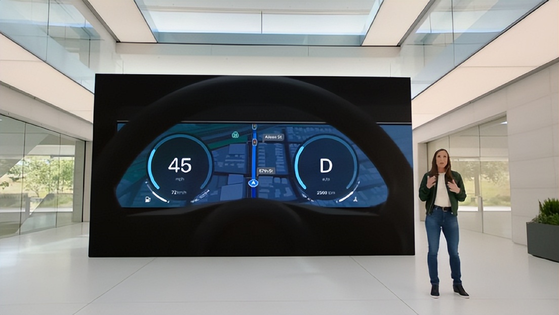 ?CarPlay迎来十年迭代，它早已不是一个只能听歌、导航的“车机”