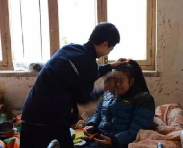 寒门贵子不负“众望”，寒窗苦读，744分考入清华，如今的他呢？