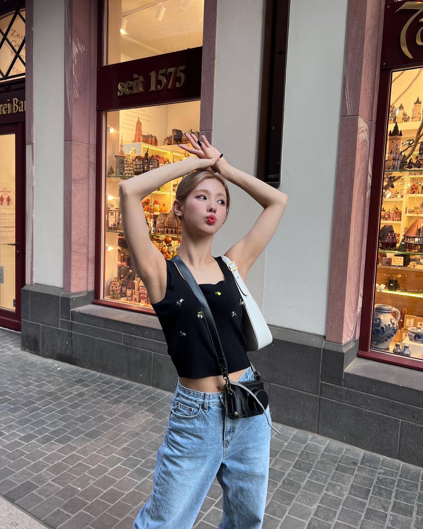 女神般的视觉gidle赵美延公开近况优越的身材精致的颜值