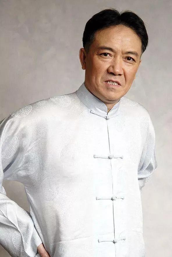 演员李幼斌：再婚成模范继父，亲儿子却让他头疼