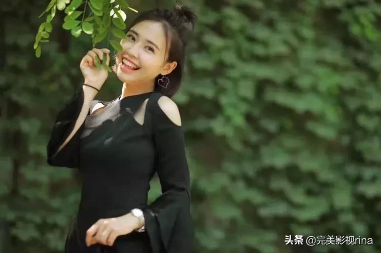 抖音房琪kiki个人介绍（学历、事业背景）,《为歌而赞》再度令人瞩目
