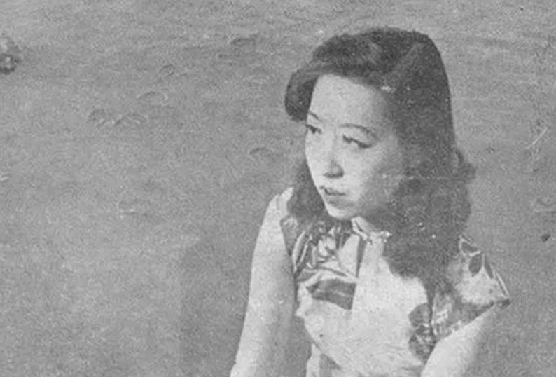 《张爱玲传》：黑暗的童年里，我自己就是光