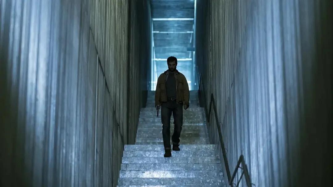 科幻电影推荐《升级》，一个自主的智脑成人记