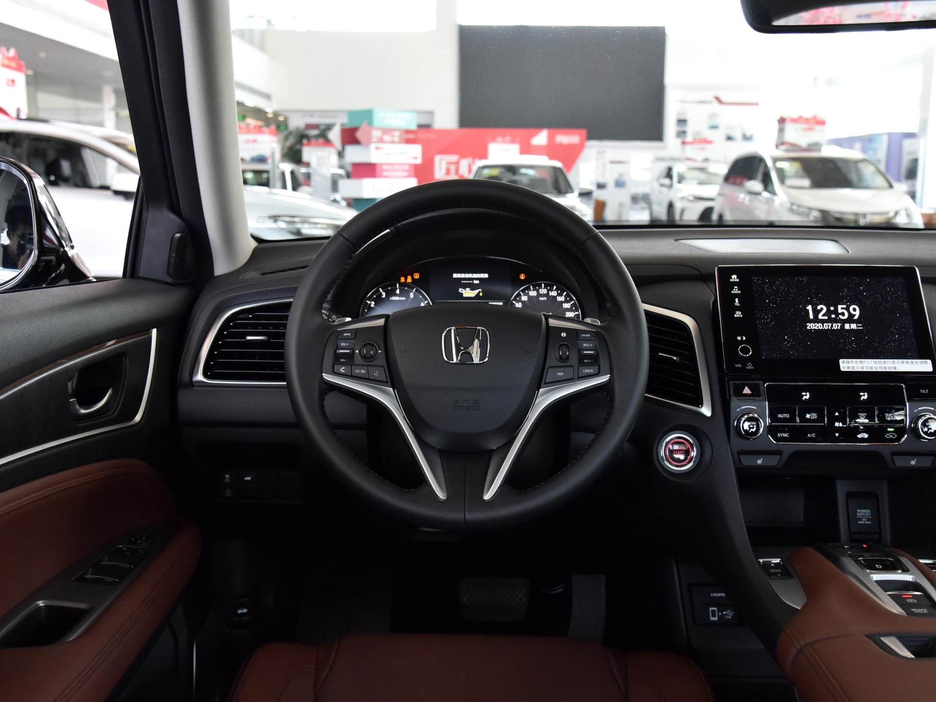 魁梧的中型SUV，省油又省心，家用好车，实拍冠道