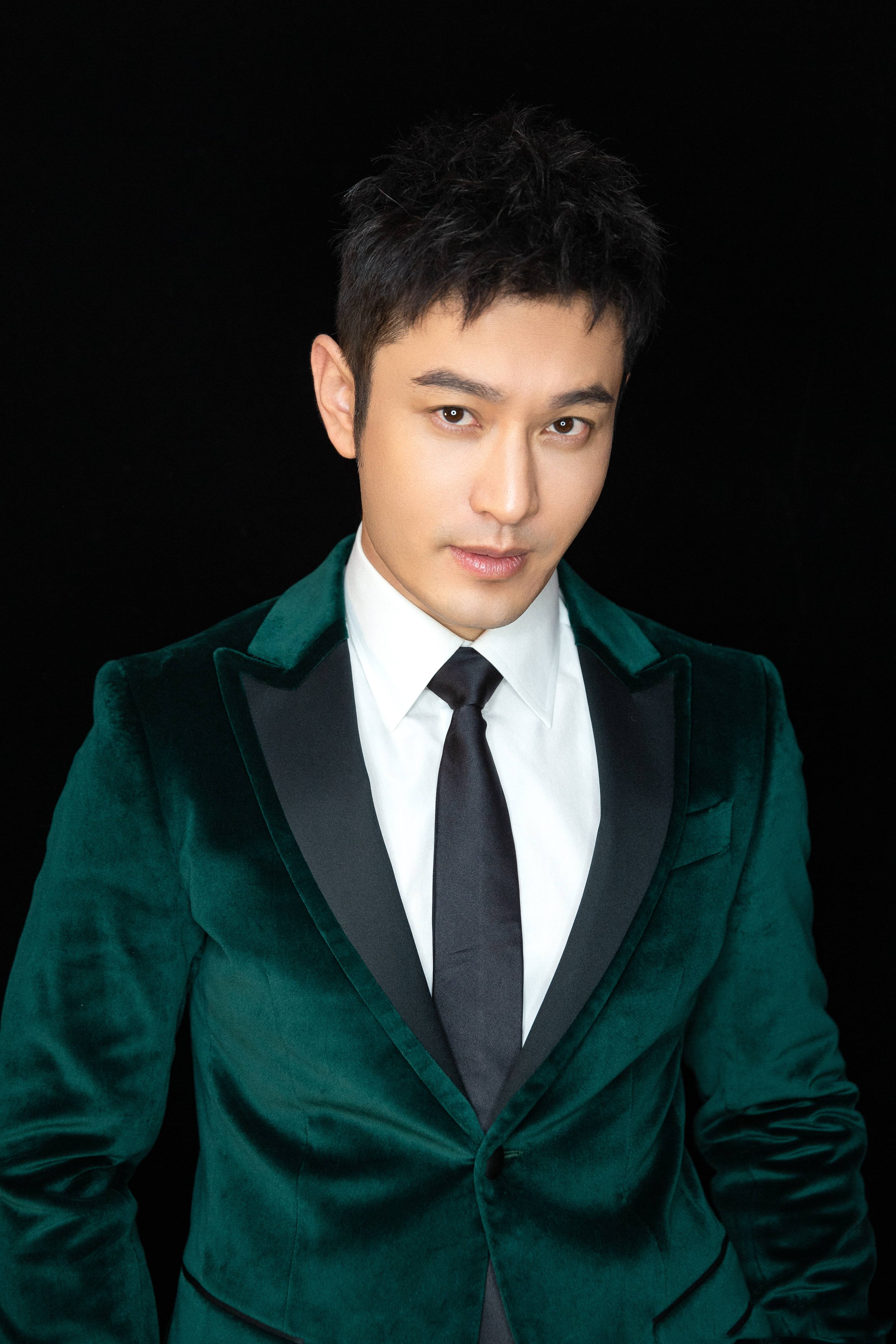 黄晓明之母张素霞：挽救过儿子的婚姻，现在她的心最痛