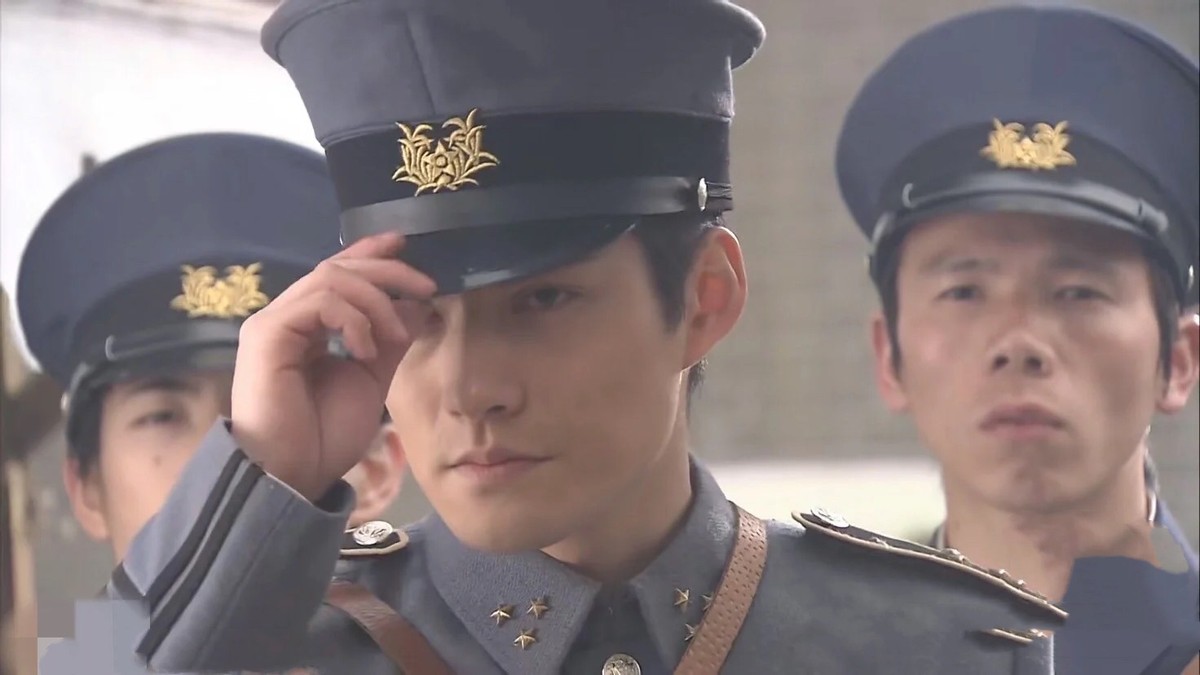 演“军阀大少”我只服这8位男星，个个剑眉星目，杀伐果断