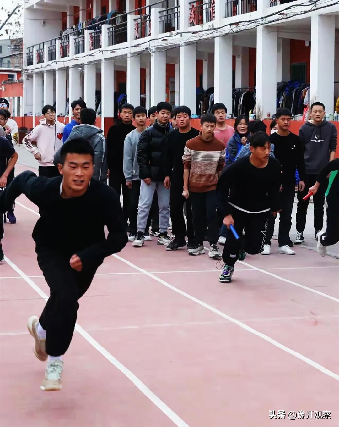 开封市中医药学校开封校区举办2021年冬季运动会